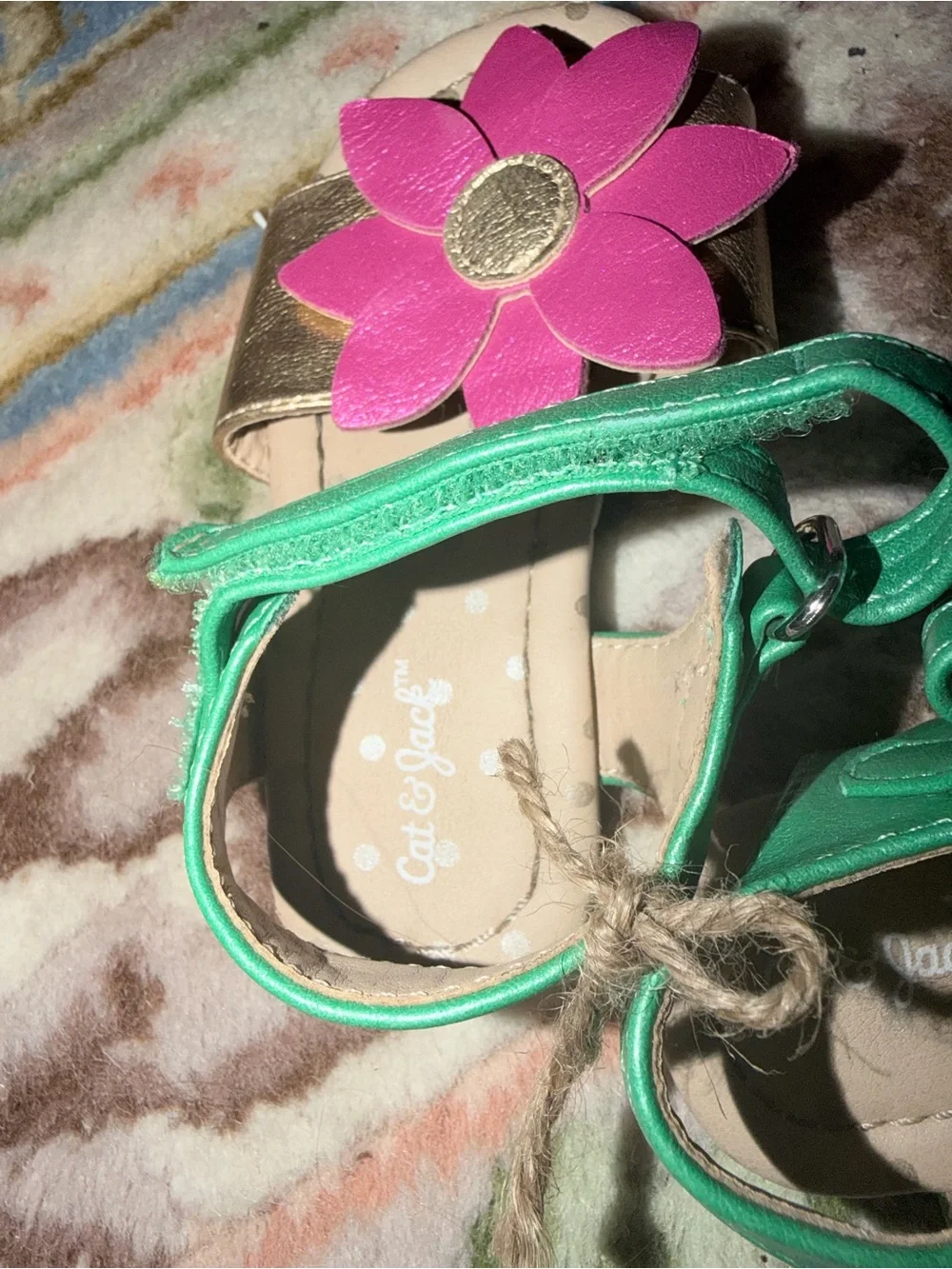 Cat & Jack Toddler Girls Green Gold Flower Sandals Size 6